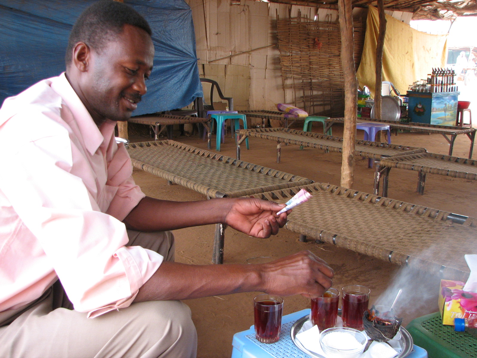 Tea in Souk Libya, Omdurman's market just a few days before the JEM attack. Image: Daniel J. Gerstle.